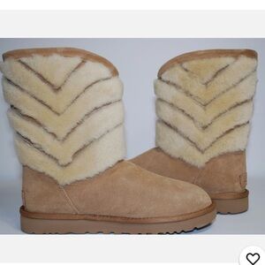 UGG Tania Chestnut Suede Exposed Sheepskin Short Boots US 7 Women’s